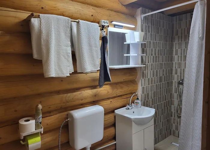 Woodhouse Kwatera prywatna Eger