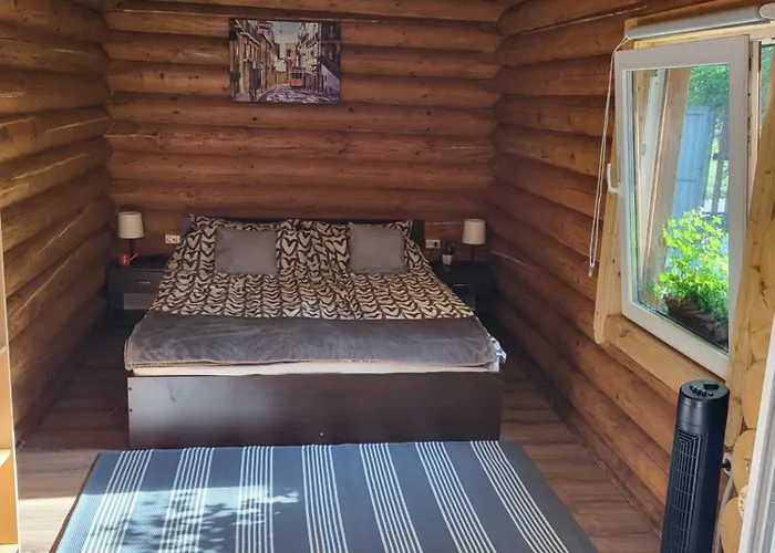 Woodhouse Kwatera prywatna *